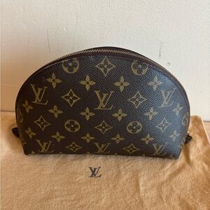 Authentic Louis Vuitton monogram toiletry bag